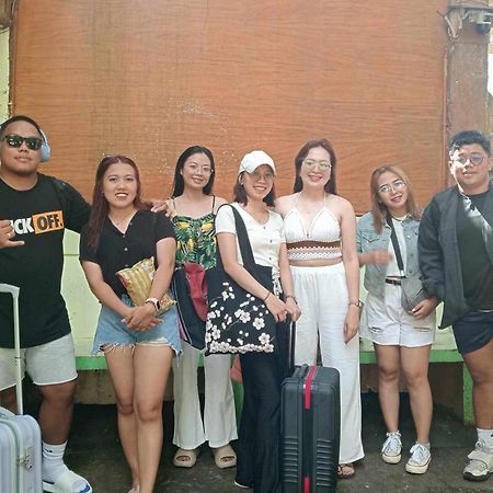 Bambooze Hauz Hotel Balabag  Exterior photo